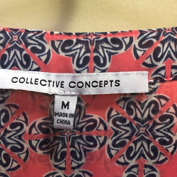 Coral color print blouse with 3/4 sleeve buttons. Great condition. - Picture 2 of 2